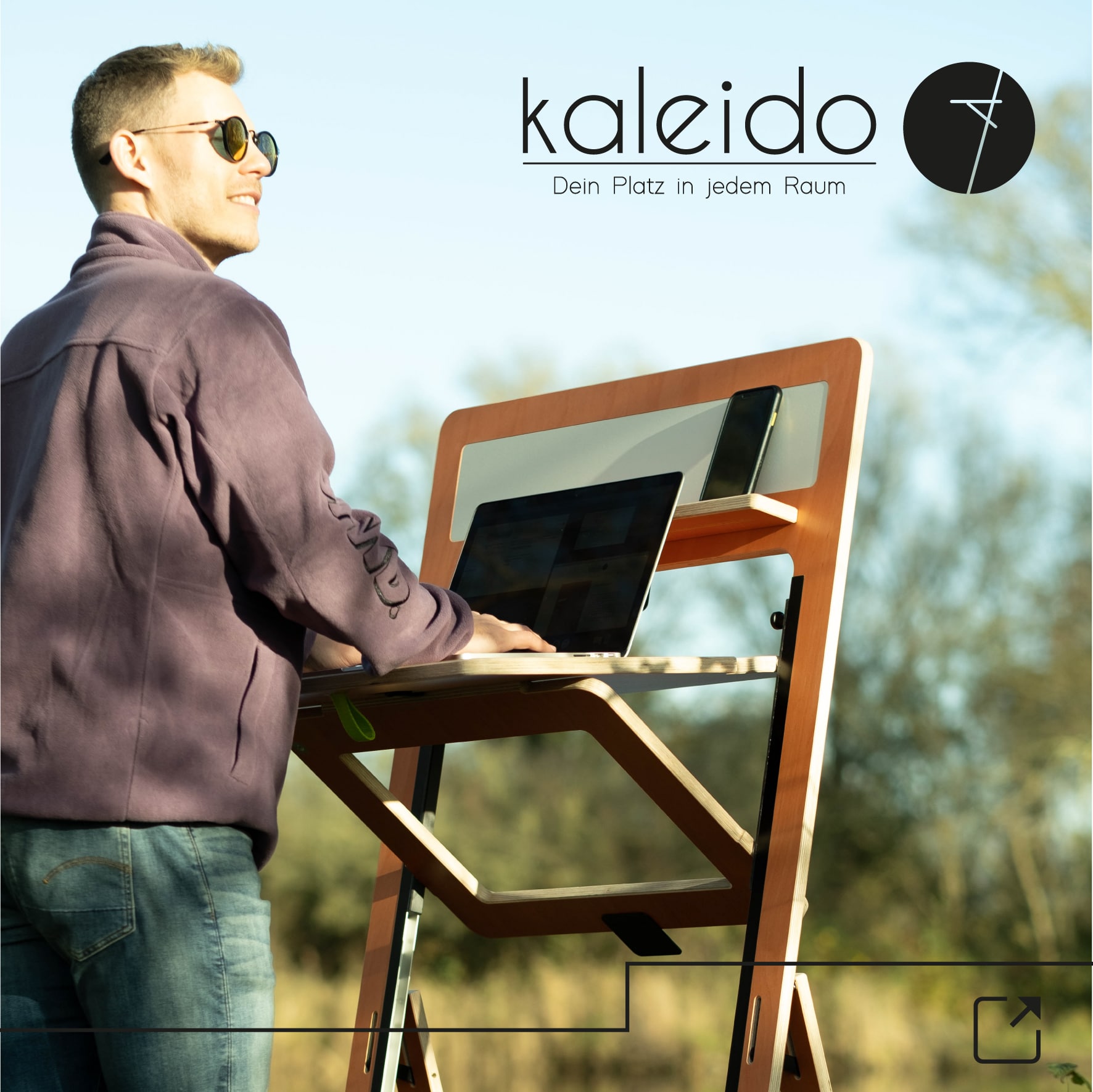 Der Kaleido ist ein universeller Klapptisch für das Homeoffice und alle, die wenig Platz haben. Super inovativ und nachhaltig gebaut von Winkels Interior.