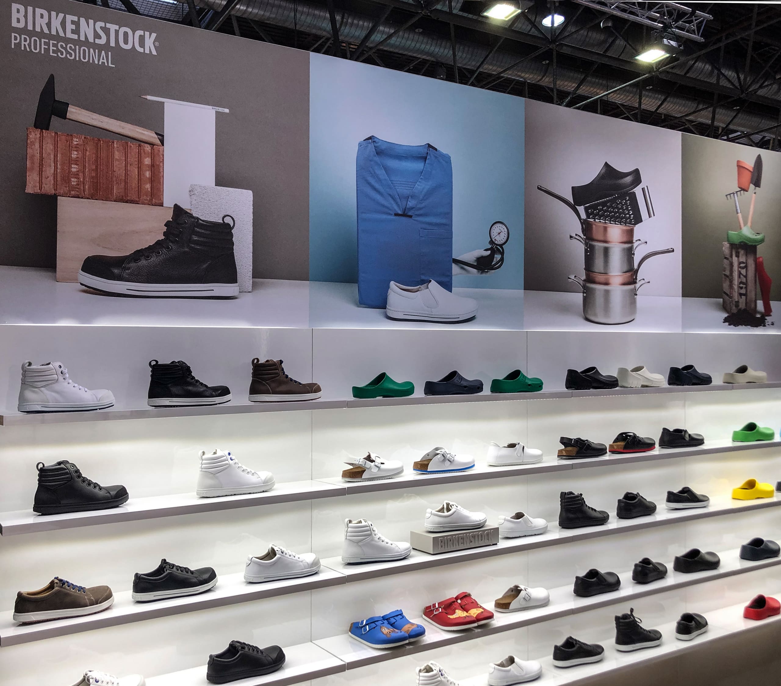 Messebauer Medica in Düsseldorf Winkels Interior Standbuilder Boothbuilder Messestand