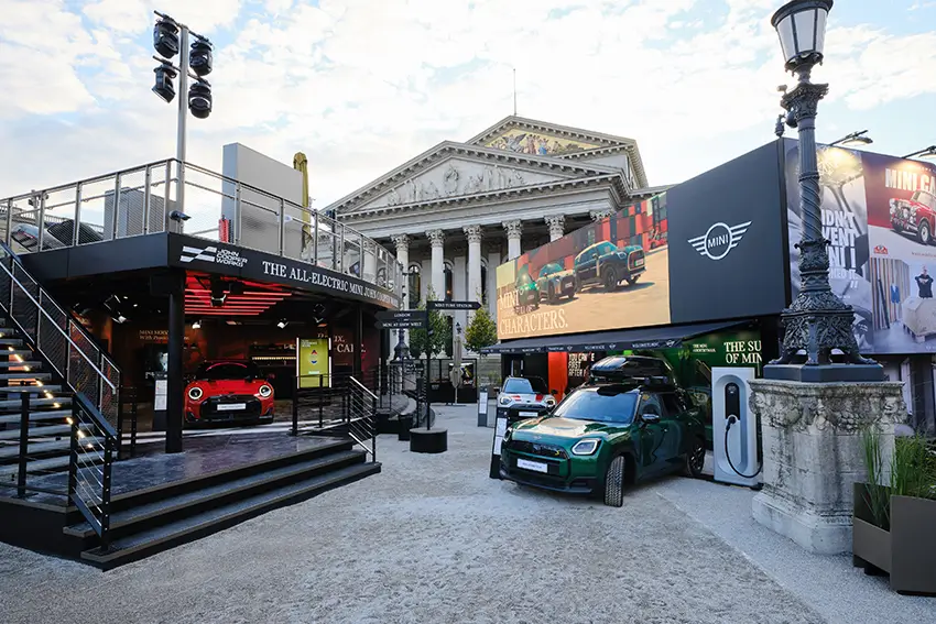 messebau-Outdoor-IAA-BayerischeMotorenWerke-Muenchen-winkels_interior-2025_7
