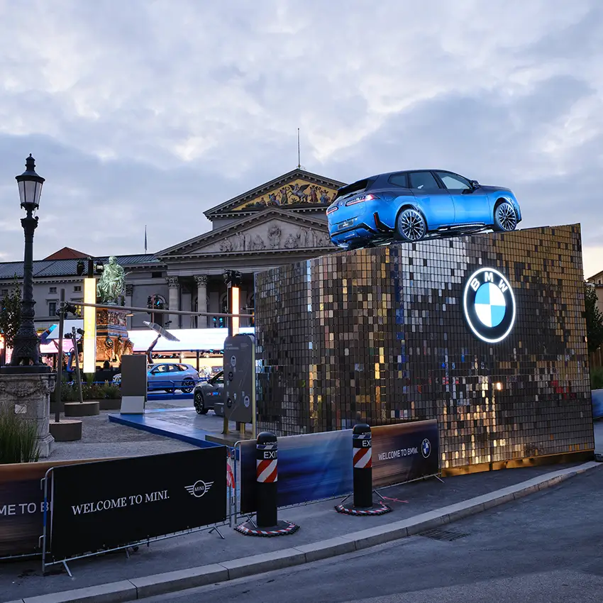 messebau-Outdoor-IAA-BayerischeMotorenWerke-Muenchen-winkels_interior-2025_9